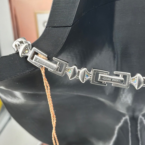 Nina Ricci Silver and Swarovski Crystal Necklace NWT P53 - Picture 3 of 4